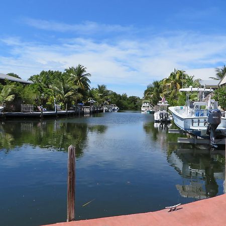 Conch On Inn Motel Tavernier Exterior photo